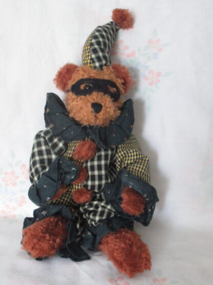 HC Accents - Troubles Brewin and Timothy Trickster Bear - Image 5
