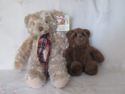 Gund Teddy Bears - Wuzzy 1990 and Brown Bear 1983