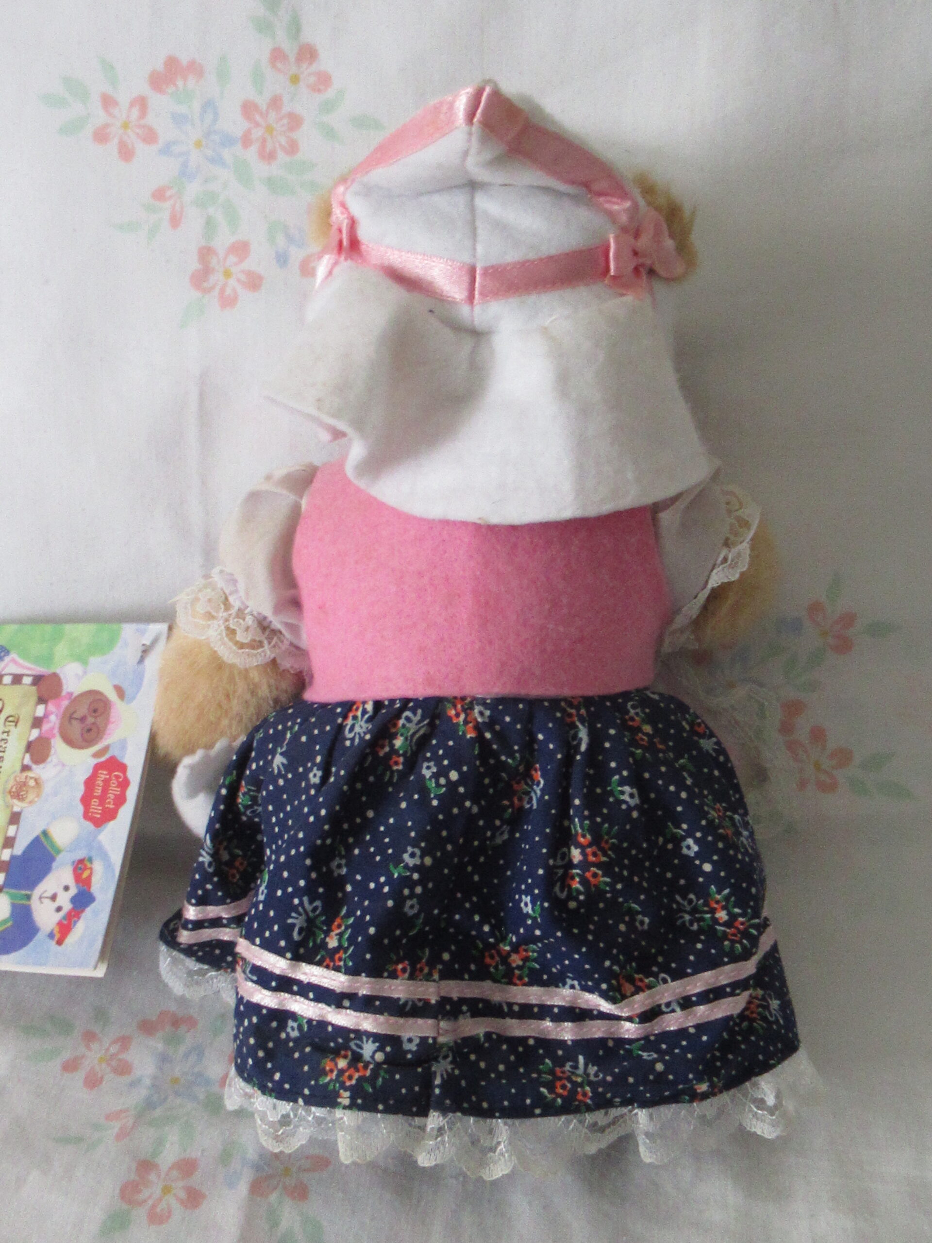 Treasures Inc Storybook Bears Mother Goose, Prince Charming - Image 4