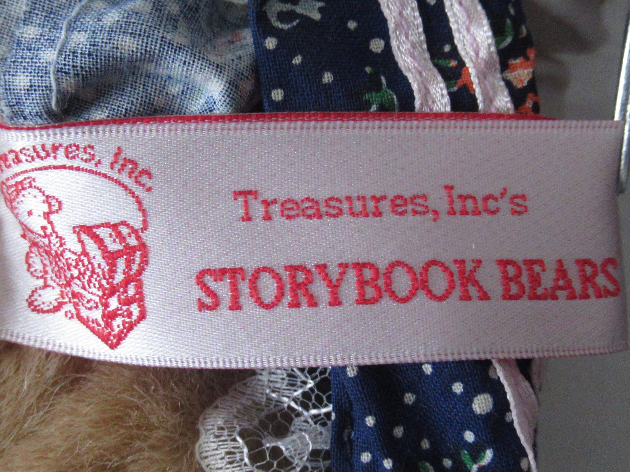 Treasures Inc Storybook Bears Mother Goose, Prince Charming - Image 10
