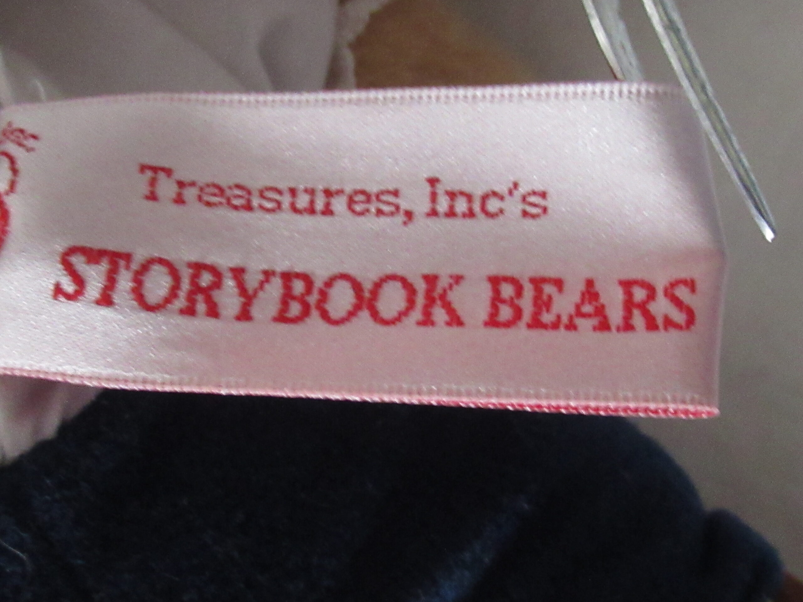 Treasures Inc Storybook Bears Mother Goose, Prince Charming - Image 17